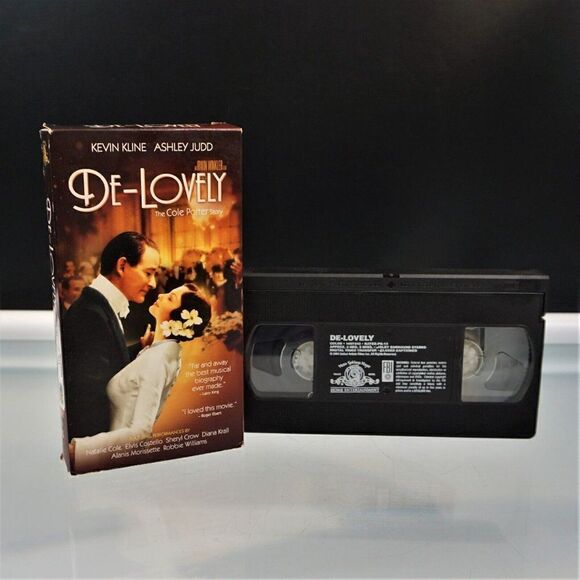 De-Lovely The Cole Porter Story VHS Tape 2004 Movie Ashley Judd Kevin Kline - Picture 2 of 4